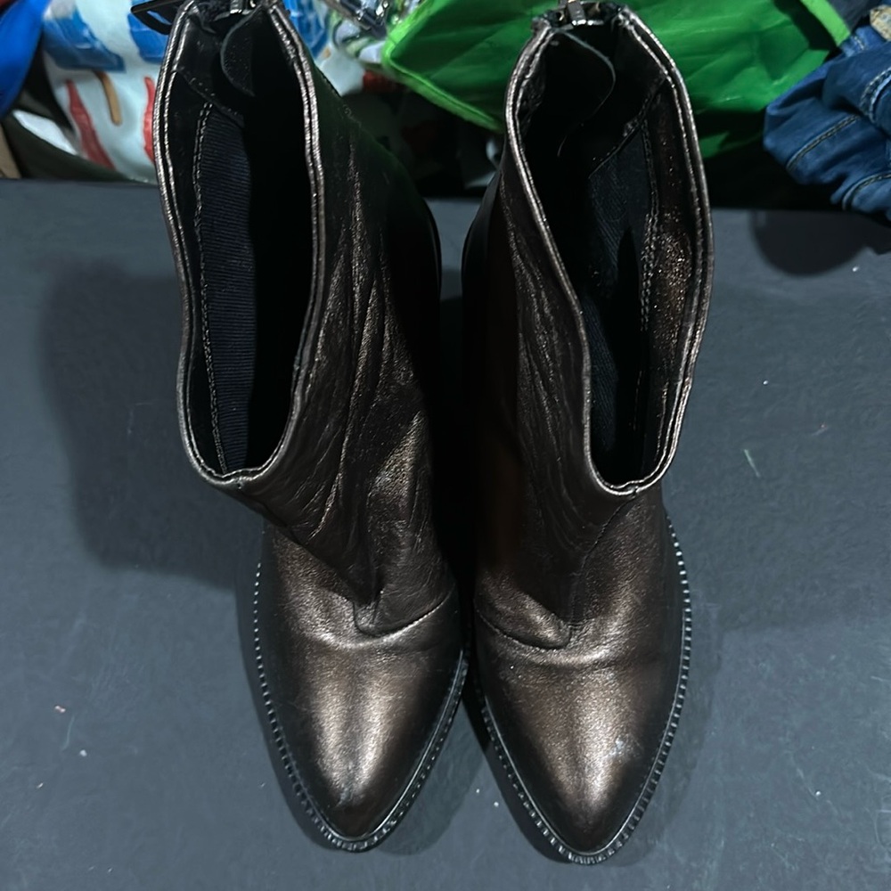 Diesel metallic booties leather back zip bronze EU 39
